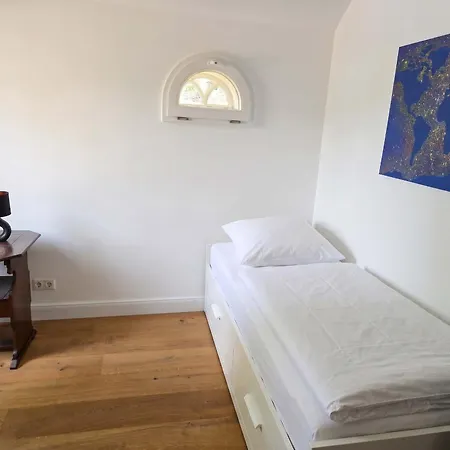 Fh Luhe-hof - Historisches Reetdachanwesen Ferienhaus